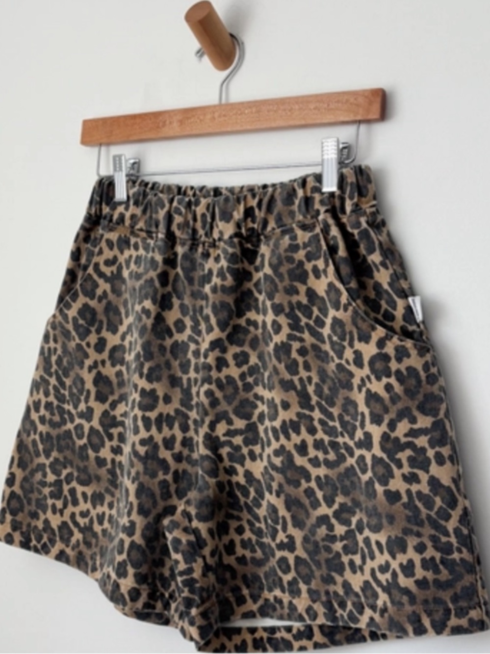 Le Bon Shoppe Arc Shorts in Leopard Print